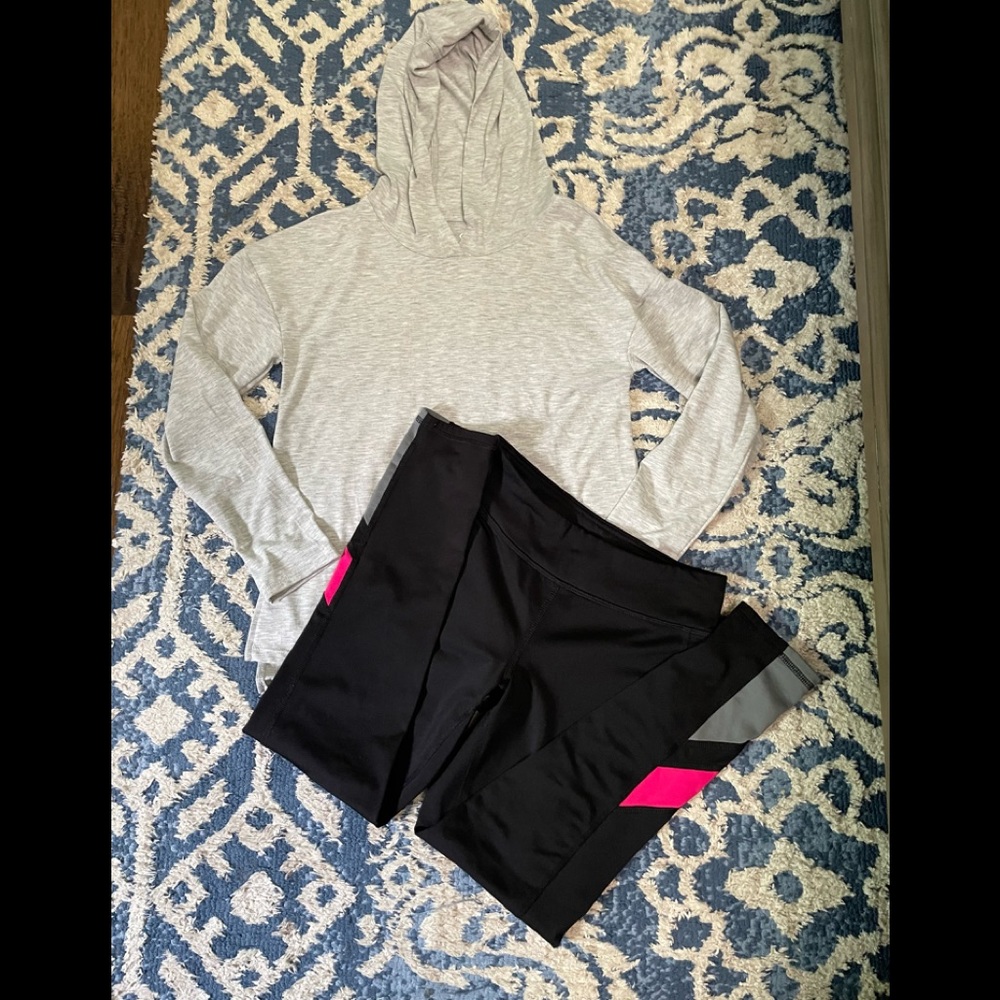 Athletic Works Girl’s Outfit